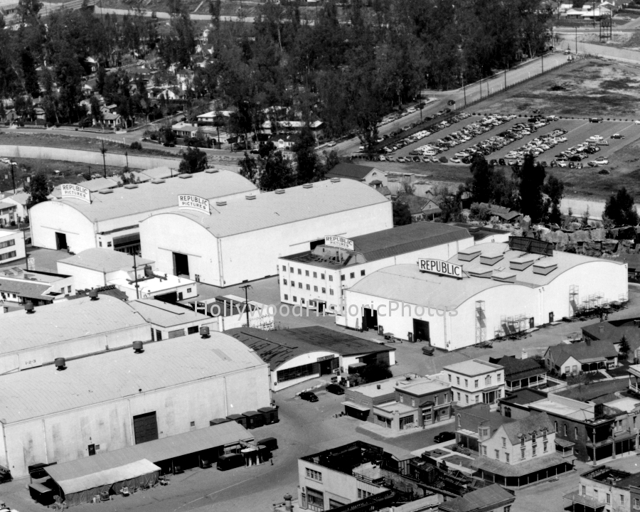 Republic Studios 1955 Filming stages .jpg